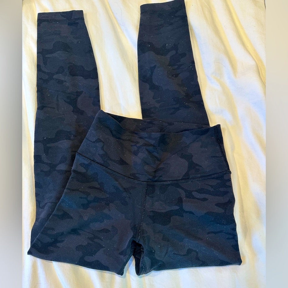 Lululemon Camo Leggings Size 4